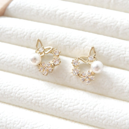 Chrysalis Pearl Stud Earrings (Gold)