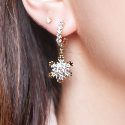 Starry Snowflake Earrings (Gold)