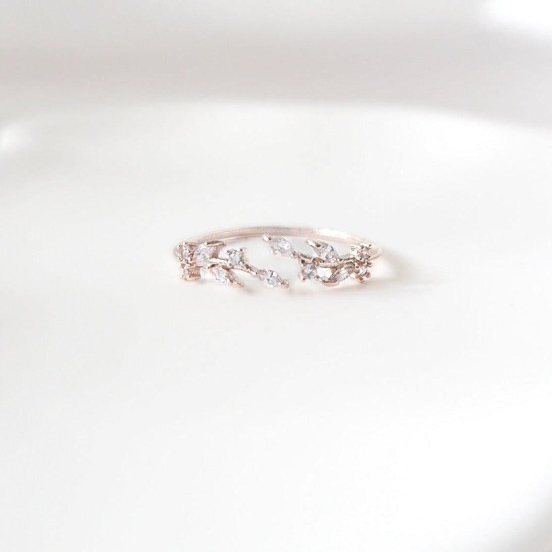 Willow Leaf Adjustable Ring (Rose Gold)