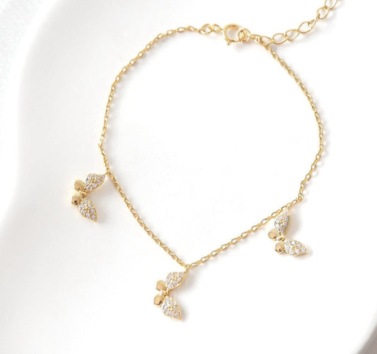 Dainty Butterfly Bracelet (Gold)