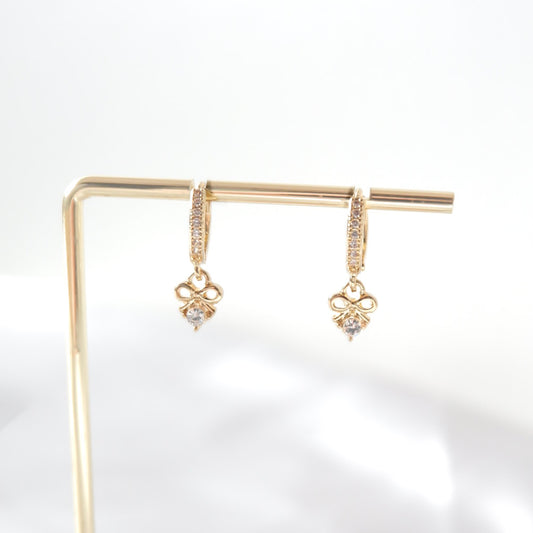 Dearest Ribbon Huggie Earrings (Gold)