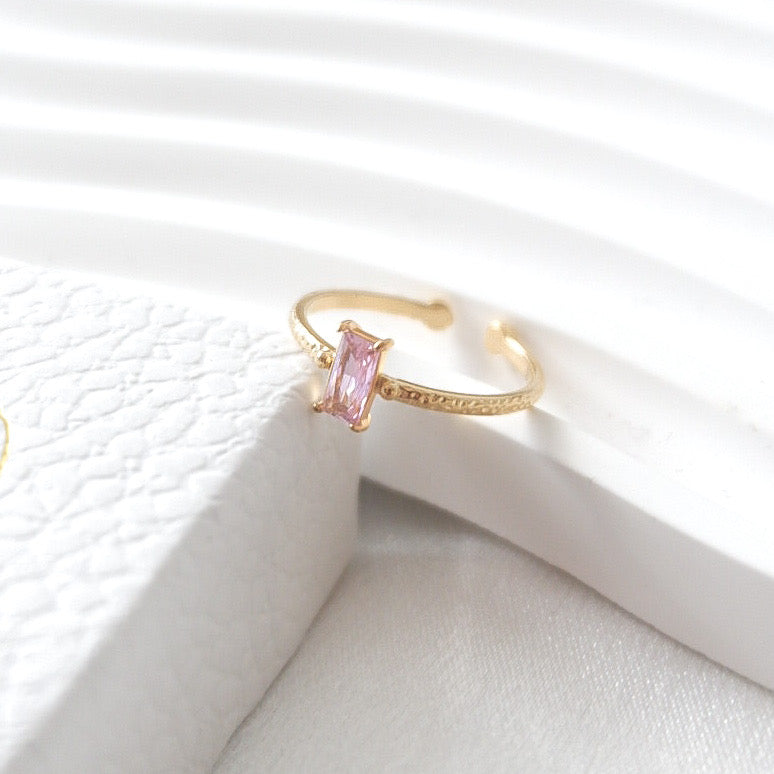 Love Stone Adjustable Ring (Gold)