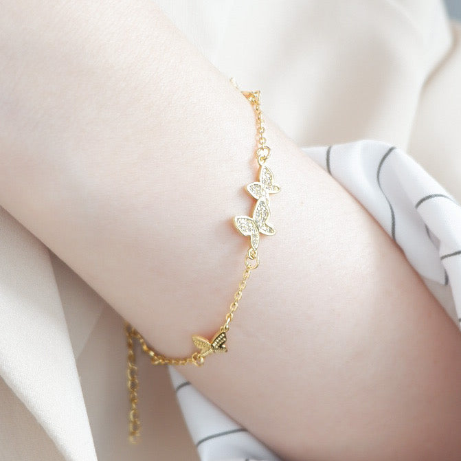 Butterfly Aesthetic Bracelet (Gold)