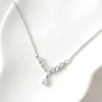 Dazzling Diamond Necklace (Silver)